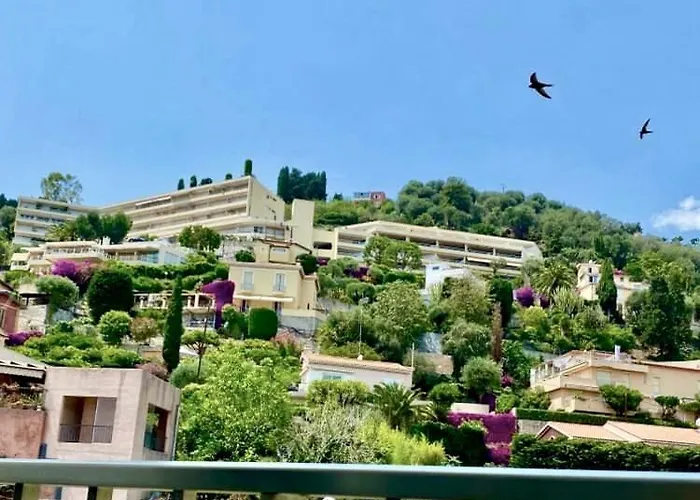 De La Plage, Au Bord De La *