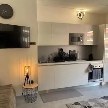 Apartament De La Plage, Au Bord De La Mentona