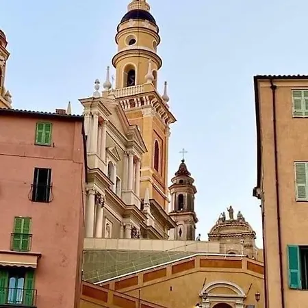 Apartment De La Plage, Au Bord De La