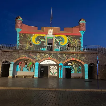 Apartment De La Plage, Au Bord De La *