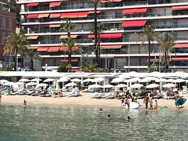 公寓 De La Plage, Au Bord De La 芒通